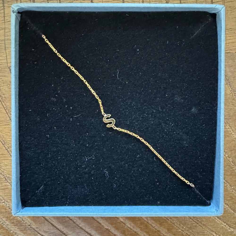 Gold Initial 'S' Necklace 18 Inches New In Gift Box, Extender Included - Picture 2 of 5